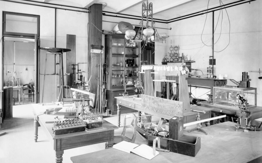 Historic Smithsonian electricity laboratory; illustrative archival image, not the Northwestern experiment